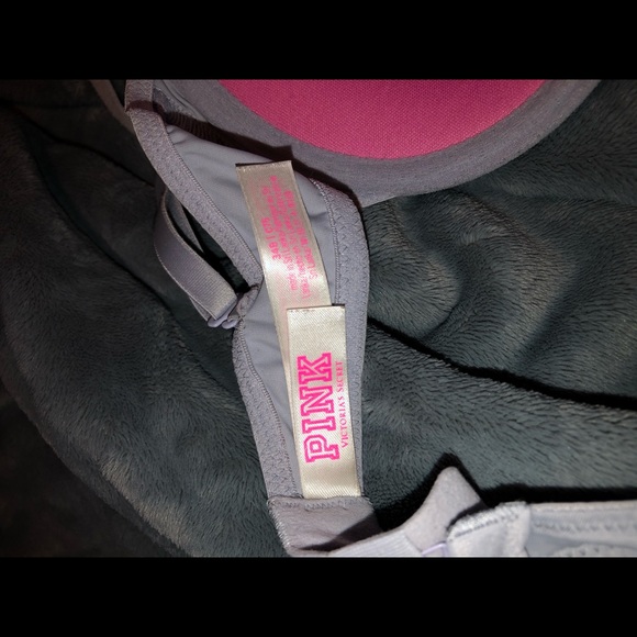 PINK VS Wear Everywhere Push Up - Picture 5 of 5